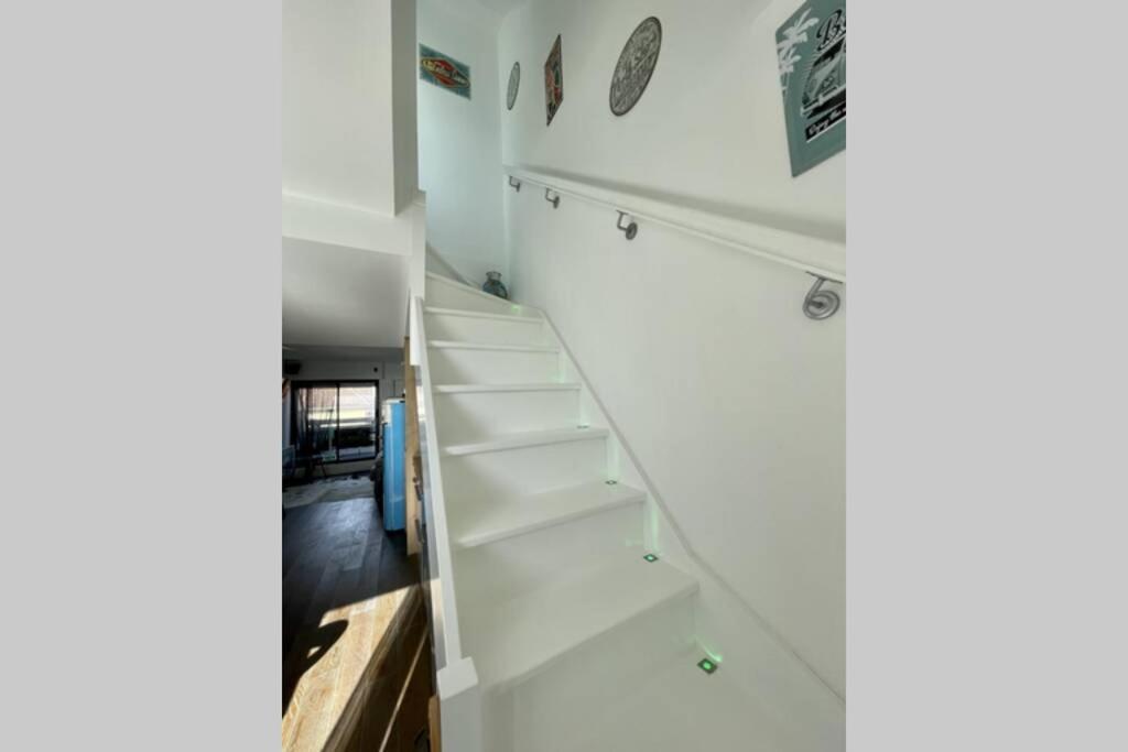 Duplex Avec Jacuzzi Vue Imprenable Sur La Baie De Wissant Apartment Exterior photo